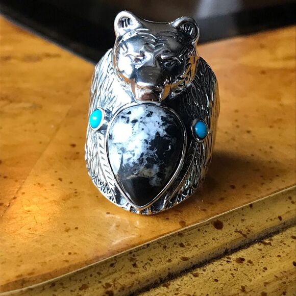 White Buffalo Turquoise Sterling Silver Bear Ring Size 10 - Picture 10 of 10